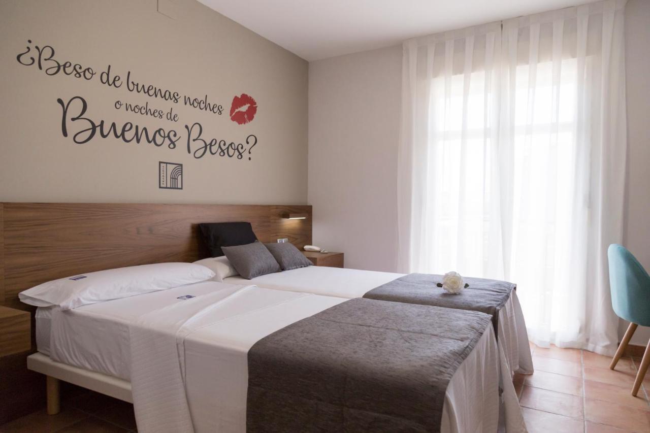 Hostal Pradaria Asador & Alojamiento Arcas Dış mekan fotoğraf