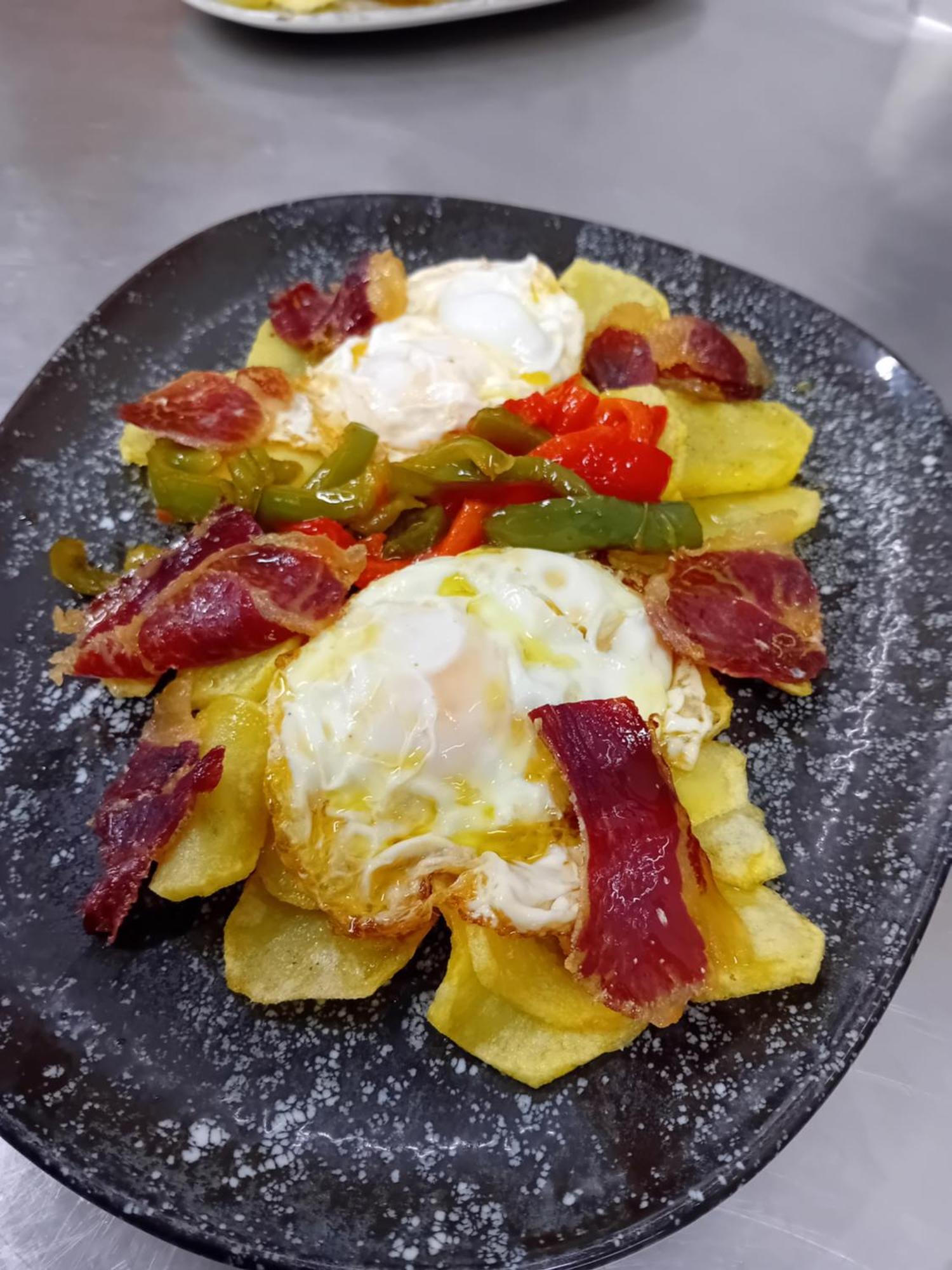 Hostal Pradaria Asador & Alojamiento Arcas Dış mekan fotoğraf